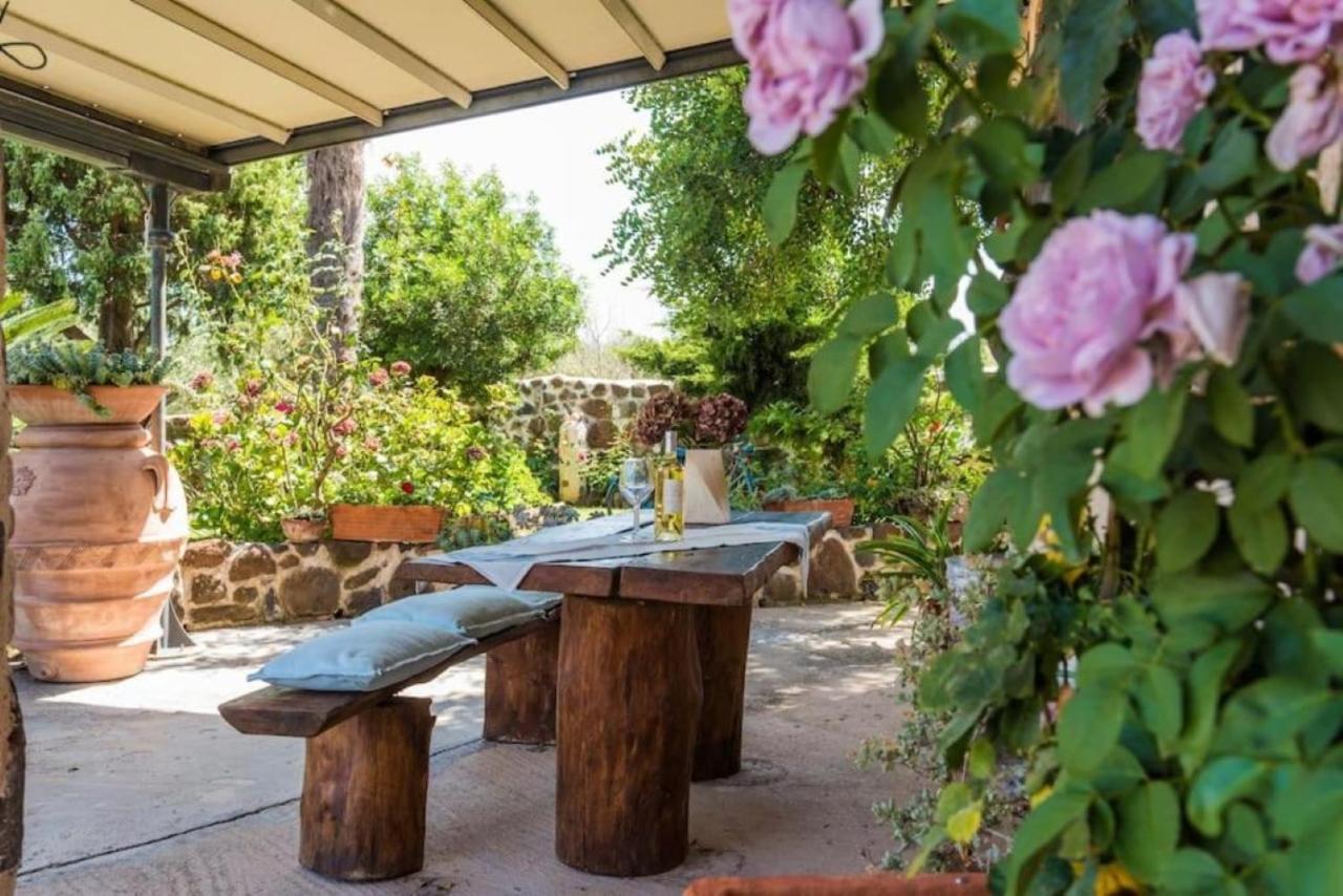 Villa Con Immenso Giardino Orosei Eksteriør bilde