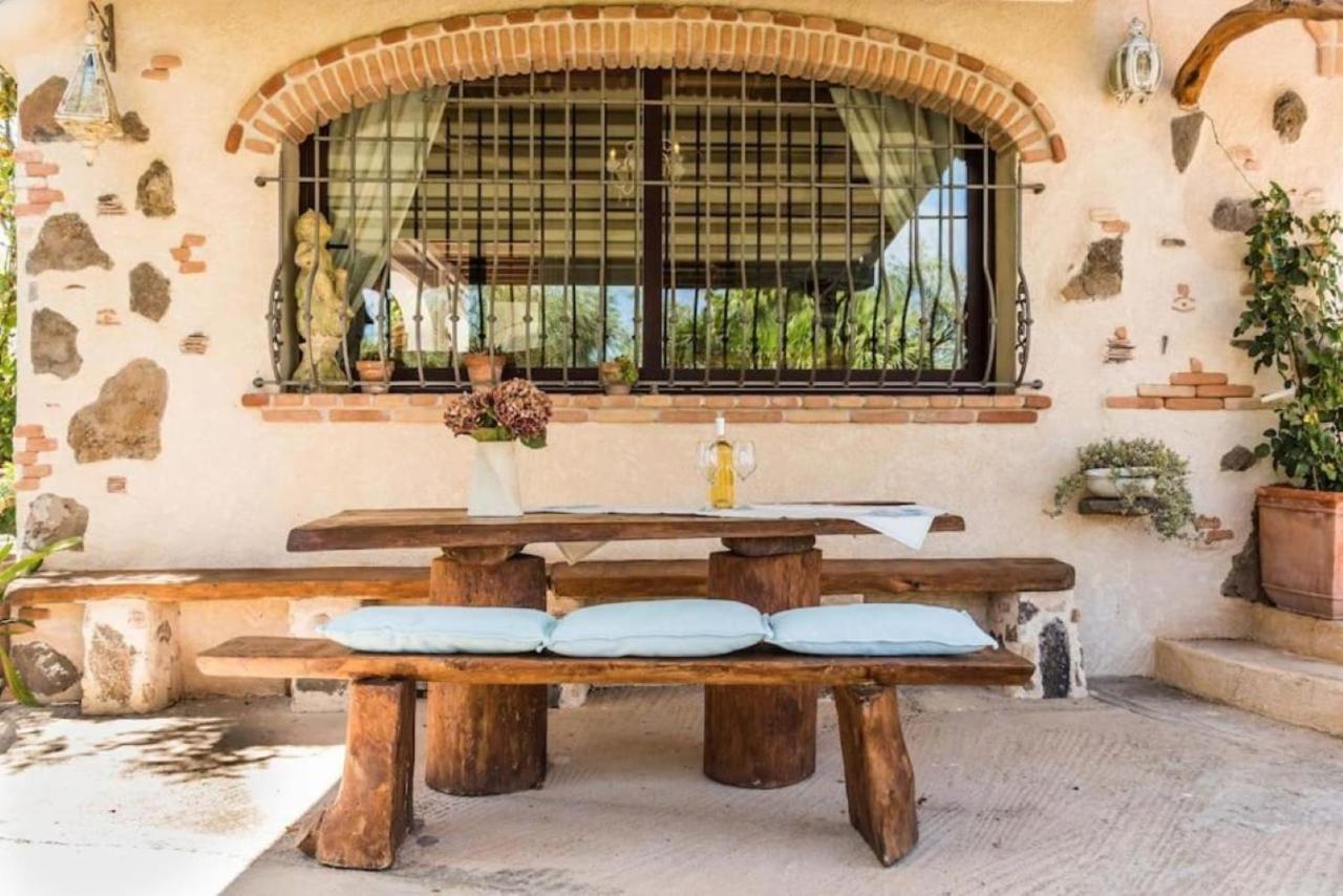 Villa Con Immenso Giardino Orosei Eksteriør bilde