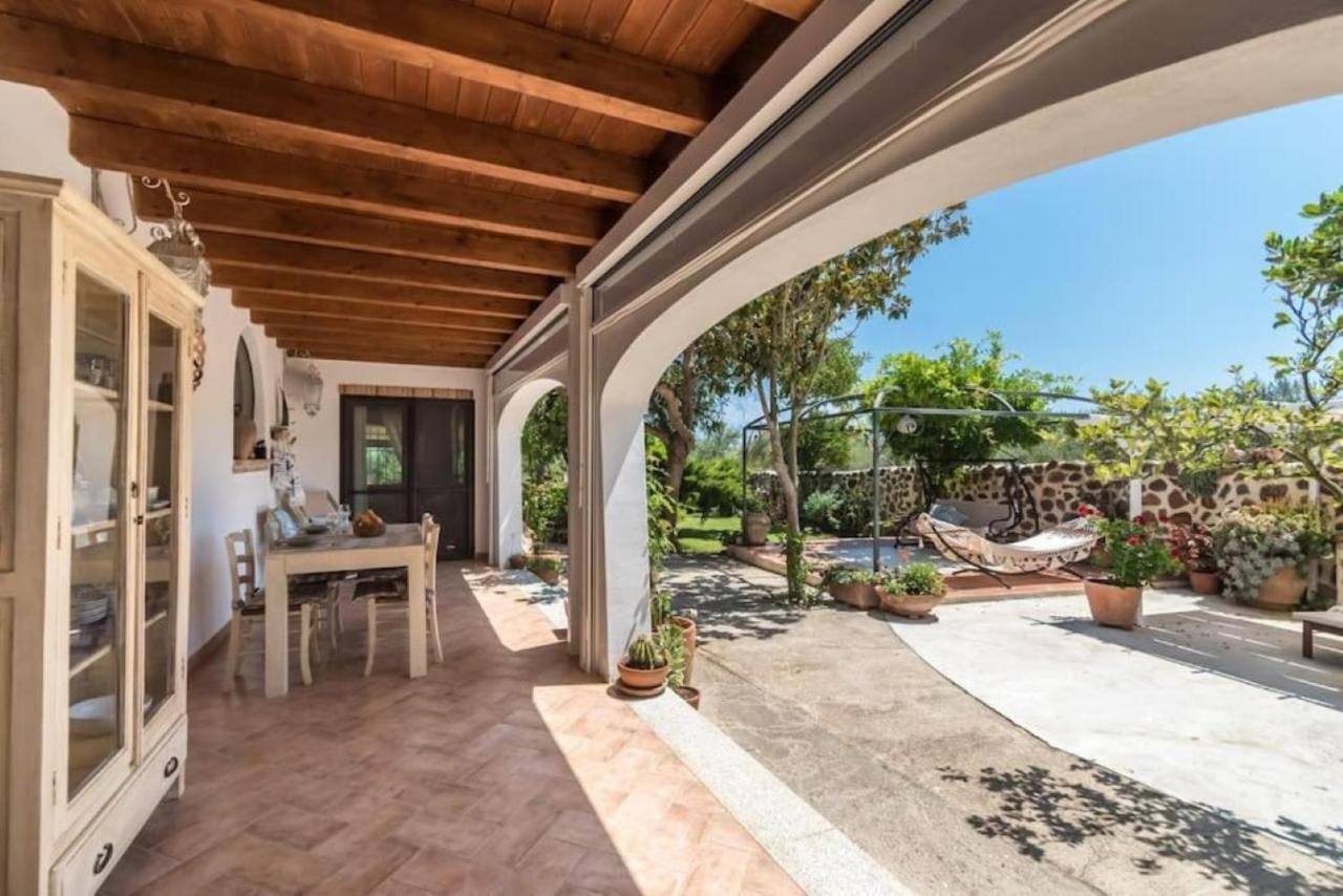 Villa Con Immenso Giardino Orosei Eksteriør bilde