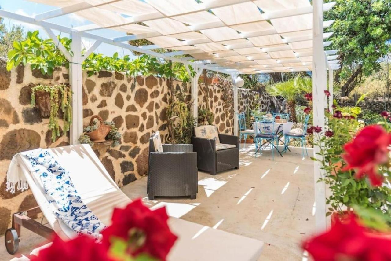 Villa Con Immenso Giardino Orosei Eksteriør bilde