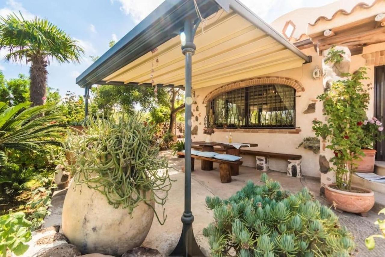 Villa Con Immenso Giardino Orosei Eksteriør bilde