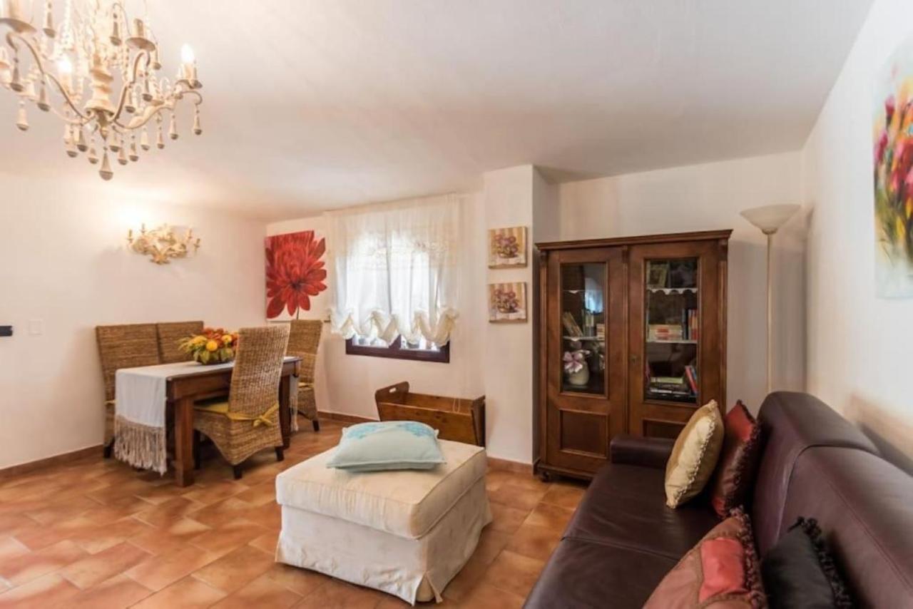 Villa Con Immenso Giardino Orosei Eksteriør bilde